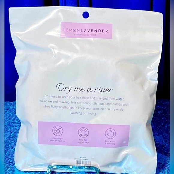 BEAUTY BUNDLE: Purple Hot/Cold Mask, Headband, Wristbands, Shea Butter Cr… - Picture 5 of 7